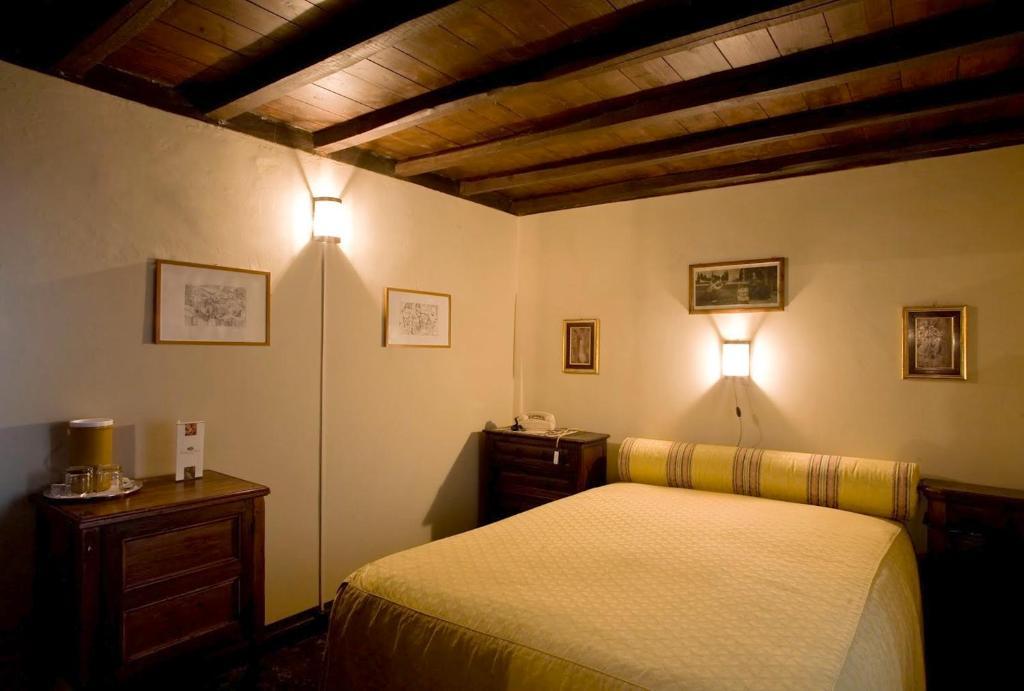 Residenza D'Epoca Eremo Delle Grazie Hotel Monteluco Szoba fotó